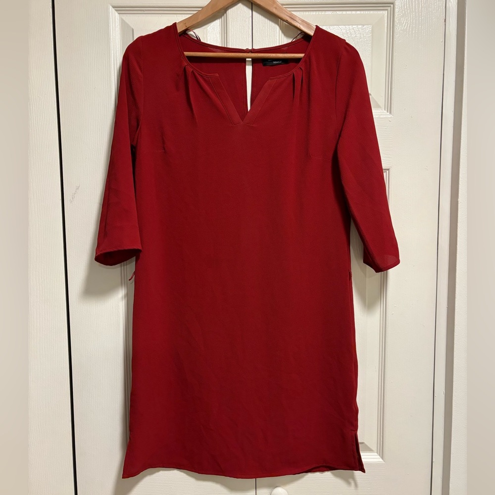 Quarter sleeve dress